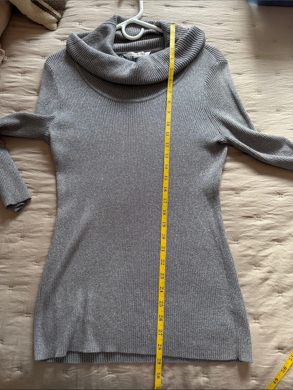 Peter Nygard Silver-Gray Ribbed Cowl Neck Sweater